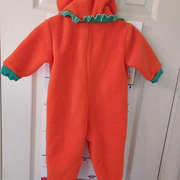 Baby Q Pumpkin Bodysuit with Hood Costume in Size 6-9 Mos - Picture 5 of 8